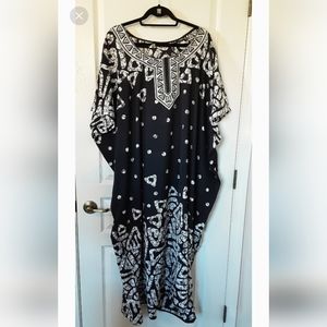 Gypsie Blu - Black & White Calftan